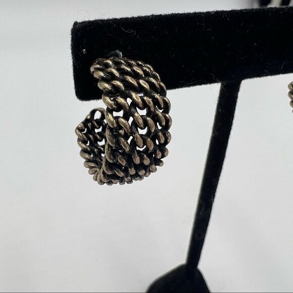 Small Chain Link Hoop Earrings - Dark Silver Tone Hoops - Picture 4 of 4